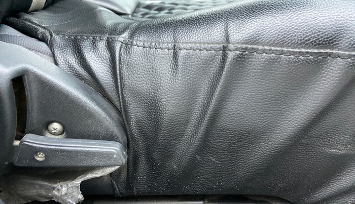 2017 Maruti Alto 800 LXI, Petrol, Manual, 19,146 km, Driver Side Adjustment Panel