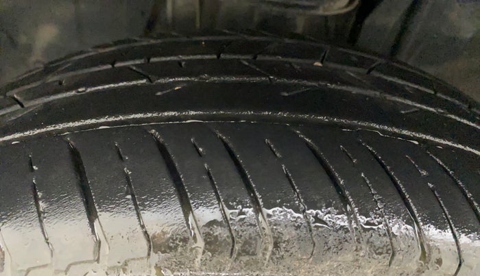 2021 Nissan MAGNITE XV TURBO, Petrol, Manual, 9,278 km, Left Front Tyre Tread