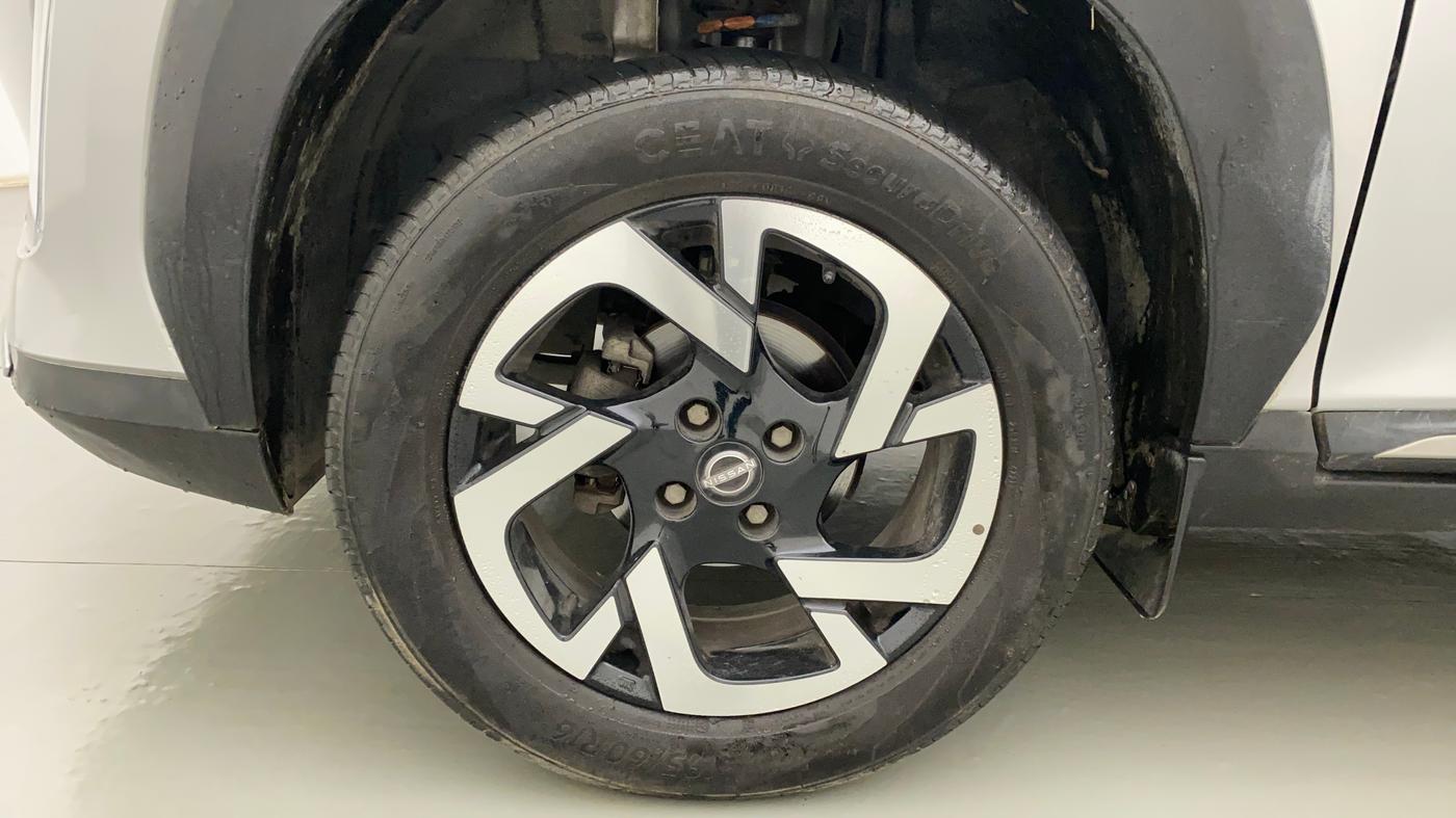 2021 Nissan MAGNITE XV TURBO, Petrol, Manual, 9,278 km, Left Front Wheel