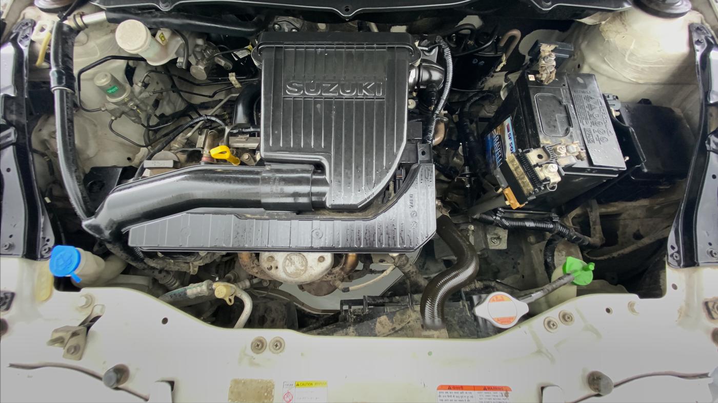 2015 Maruti Swift VXI, Petrol, Manual, 39,493 km, Open Bonet