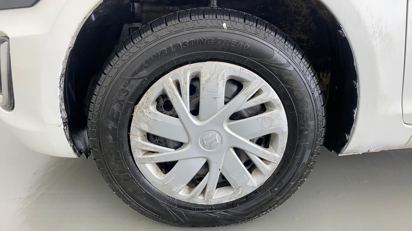 2015 Maruti Swift VXI, Petrol, Manual, 39,493 km, Left Front Wheel