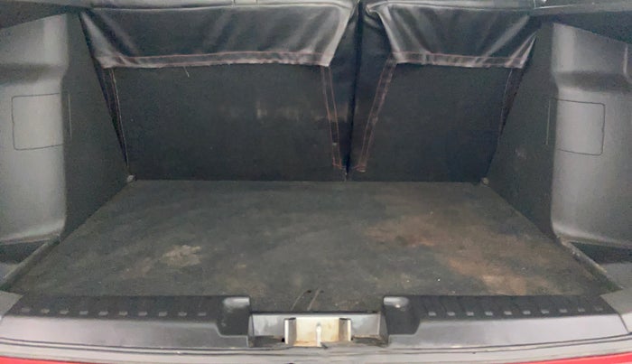 2016 Maruti Vitara Brezza ZDI, Diesel, Manual, 96,448 km, Boot Inside View