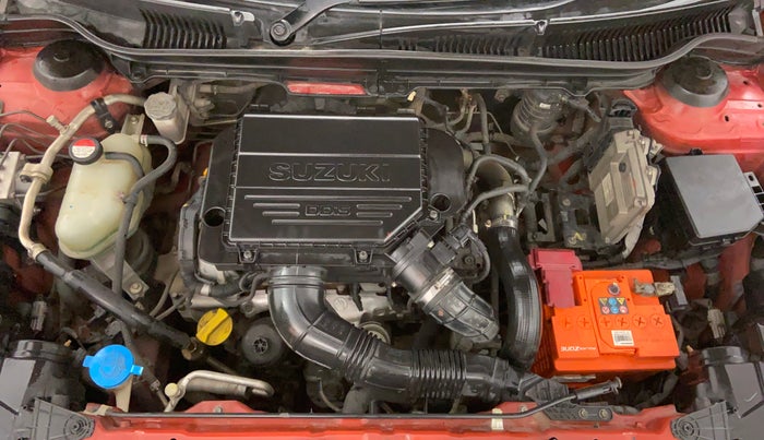 2016 Maruti Vitara Brezza ZDI, Diesel, Manual, 96,448 km, Engine Bonet View