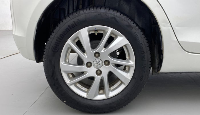 2012 Maruti Swift ZXI D, Petrol, Manual, 65,408 km, Right Rear Wheel