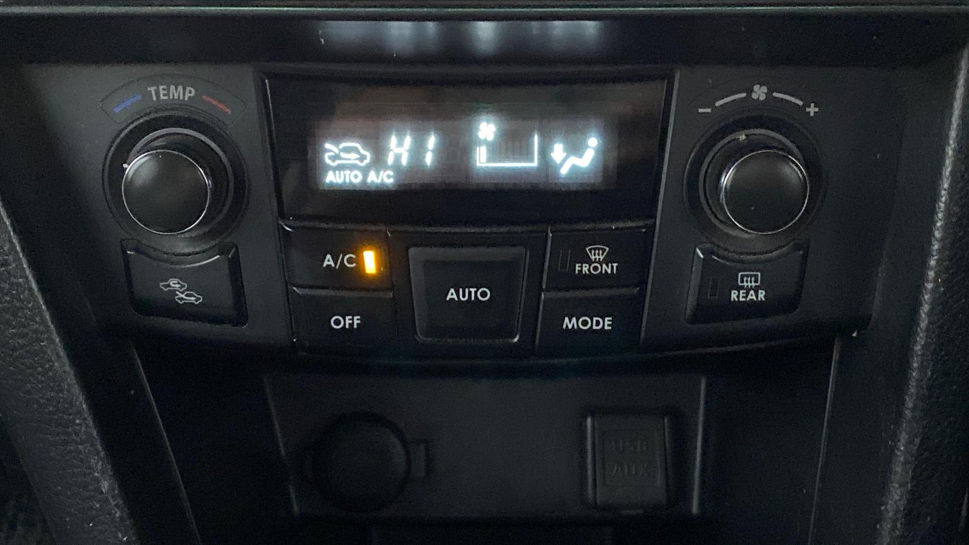 2012 Maruti Swift ZXI D, Petrol, Manual, 65,408 km, Automatic Climate Control