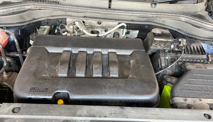 2022 Mahindra XUV700 AX 7 LUXURY D MT 7 STR, Diesel, Manual, 39,656 km, Engine View