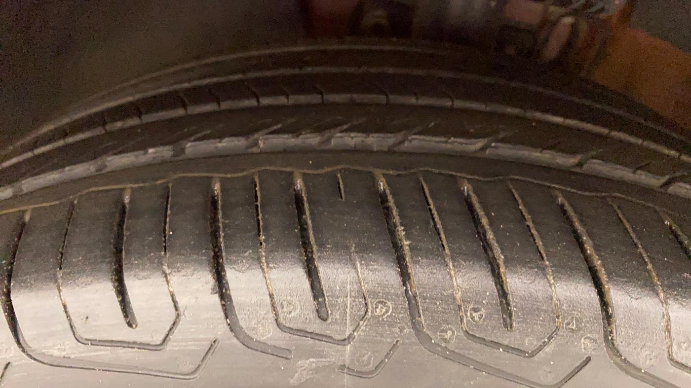 2021 Skoda Rapid MONTE CARLO TSI, Petrol, Manual, 46,803 km, Left Front Tyre Tread
