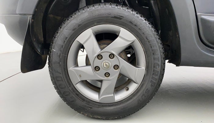 2014 Renault Duster 110 PS RXZ DIESEL OPT, Diesel, Manual, 71,208 km, Right Rear Wheel