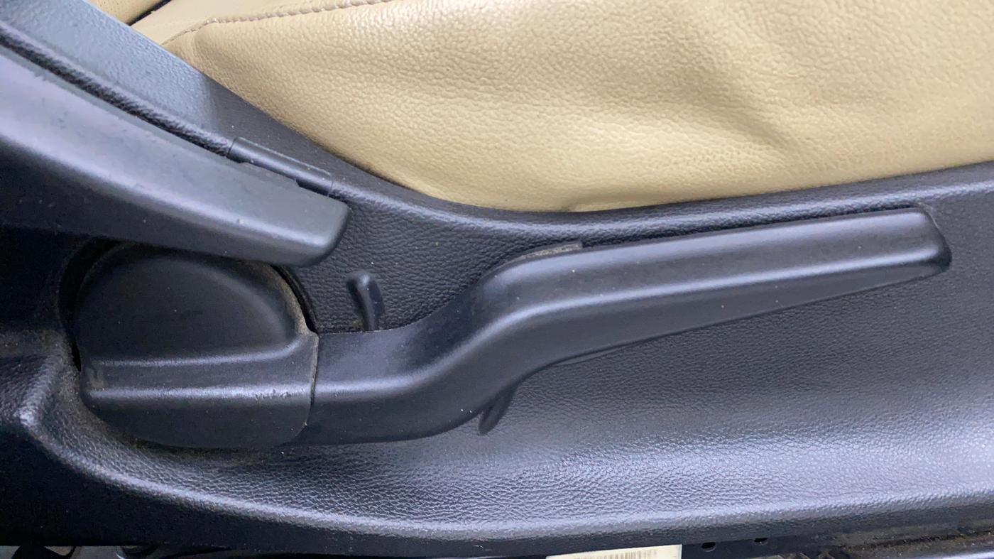 2022 Honda City 1.5L I-DTEC ZX, Diesel, Manual, 57,586 km, Driver Side Adjustment Panel
