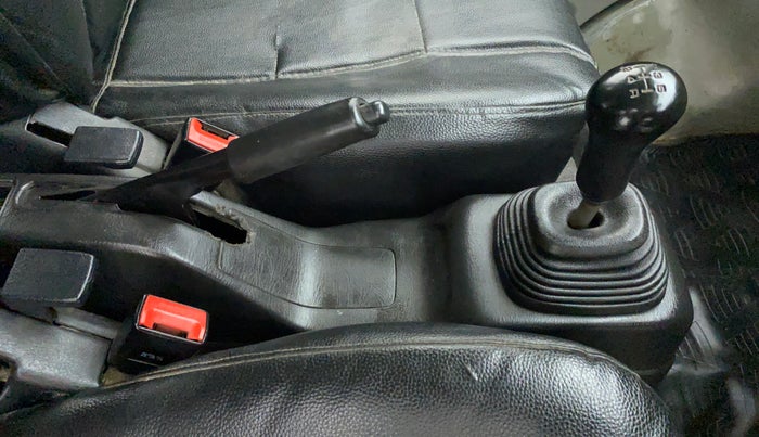 2018 Maruti Eeco 5 STR CNG WITH AC PLUSHTR, CNG, Manual, 53,803 km, Gear Lever