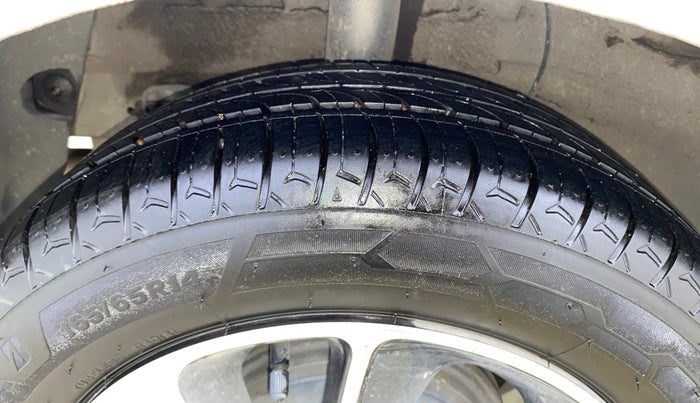 2017 Hyundai Grand i10 ASTA 1.2 KAPPA VTVT, Petrol, Manual, 43,426 km, Right Rear Tyre Tread