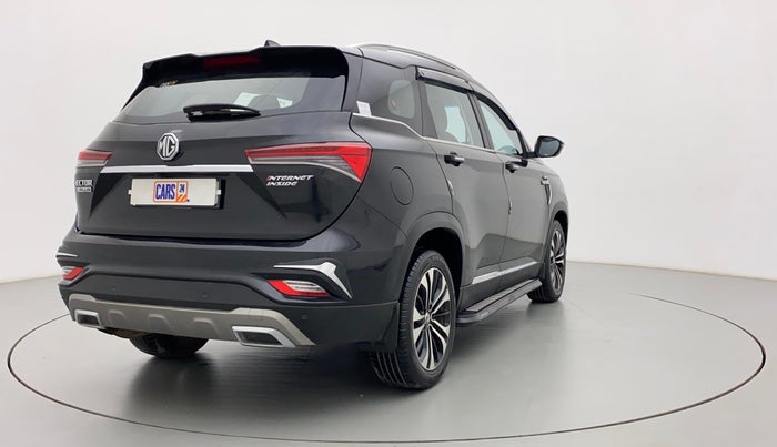 2022 MG HECTOR SHARP 1.5 PETROL CVT, Petrol, Automatic, 29,560 km, Right Back Diagonal