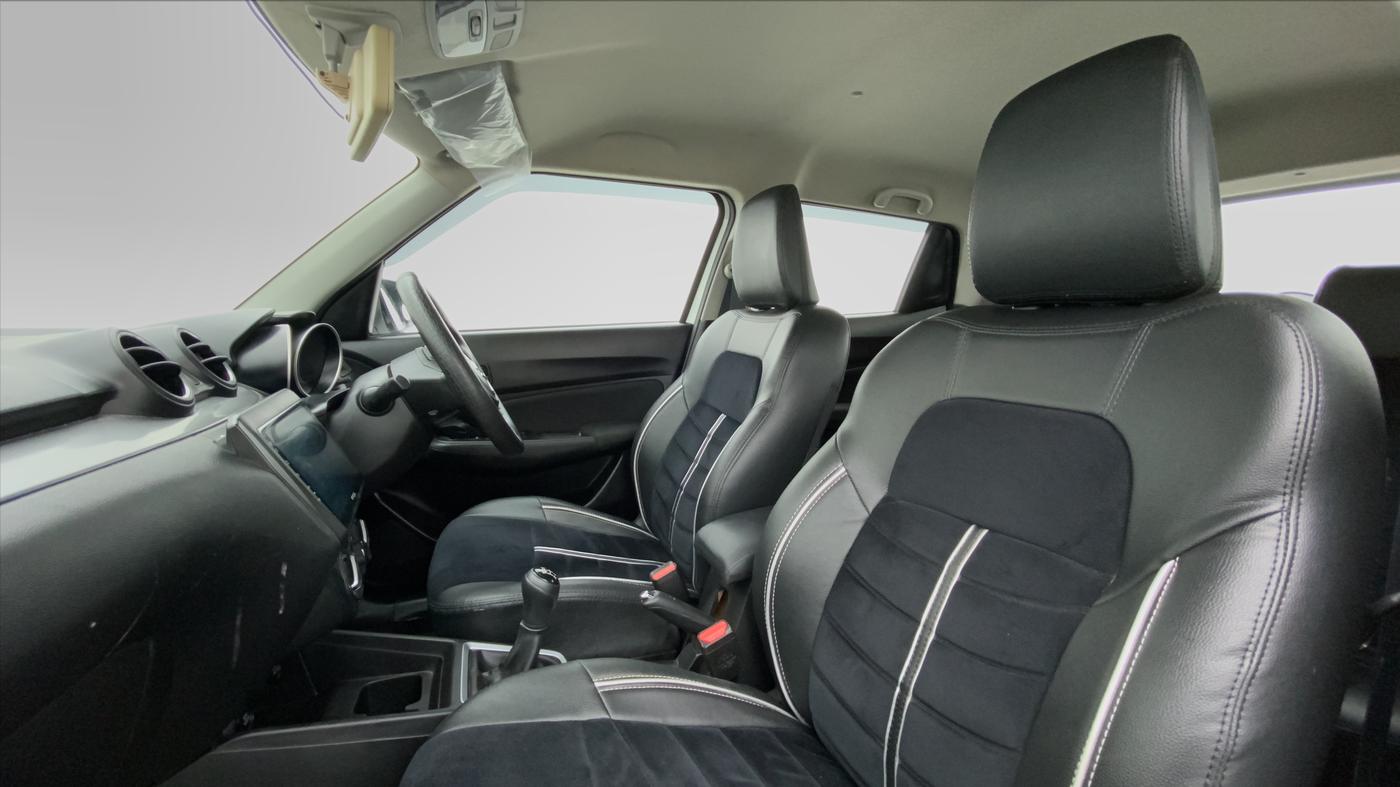 2018 Maruti Swift VXI D, Petrol, Manual, 37,647 km, Right Side Front Door Cabin