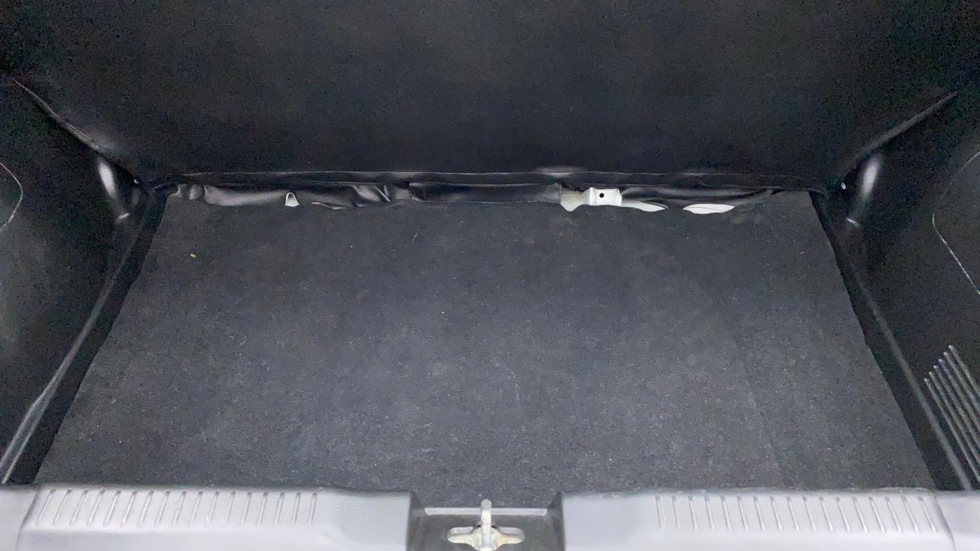2018 Maruti Swift VXI D, Petrol, Manual, 37,647 km, Boot Inside