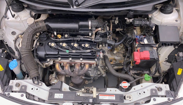 2018 Maruti Swift VXI D, Petrol, Manual, 37,647 km, Open Bonet