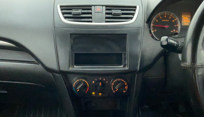 2012 Maruti Swift VXI, Petrol, Manual, 97,529 km, Air Conditioner
