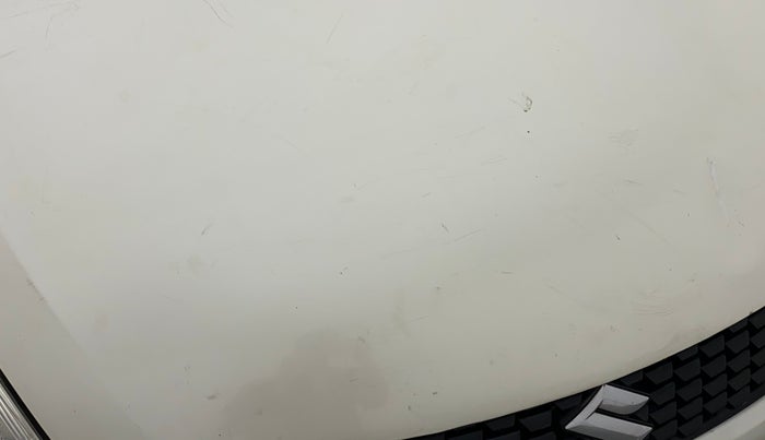 2012 Maruti Swift VXI, Petrol, Manual, 97,529 km, Bonnet (hood) - Minor scratches