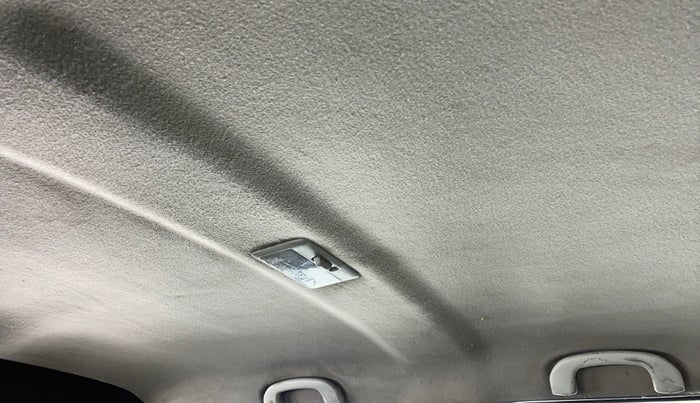 2012 Maruti Swift VXI, Petrol, Manual, 97,529 km, Ceiling - Roof lining minor dirty