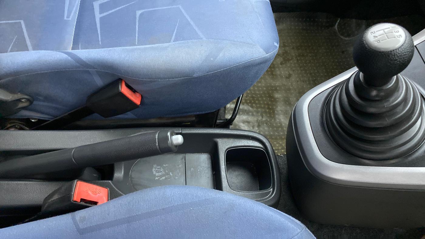 2011 Maruti Ritz ZXI, Petrol, Manual, 54,096 km, Gear Lever