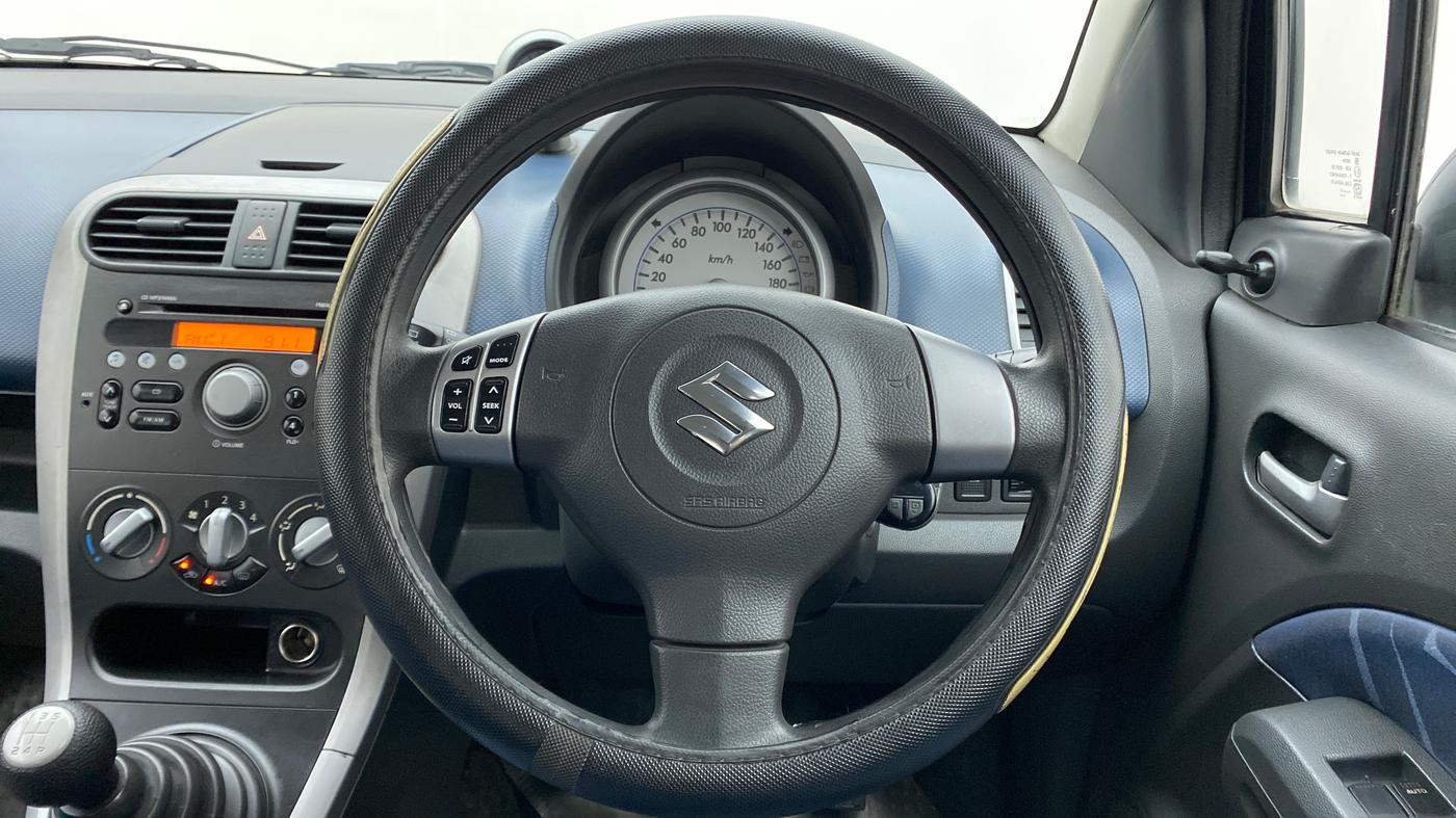 2011 Maruti Ritz ZXI, Petrol, Manual, 54,096 km, Steering Wheel Close Up