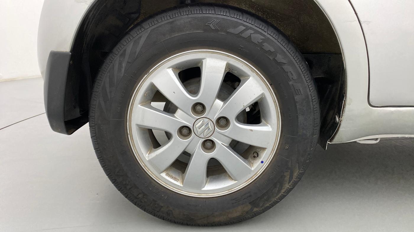 2011 Maruti Ritz ZXI, Petrol, Manual, 54,096 km, Right Rear Wheel