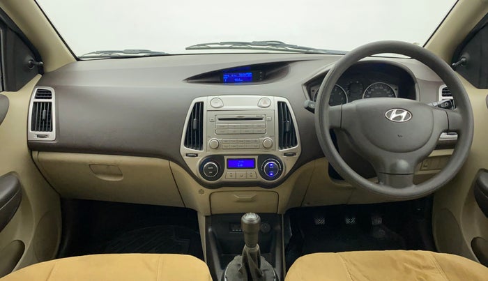 2011 Hyundai i20 MAGNA (O) 1.2, Petrol, Manual, 40,889 km, Dashboard