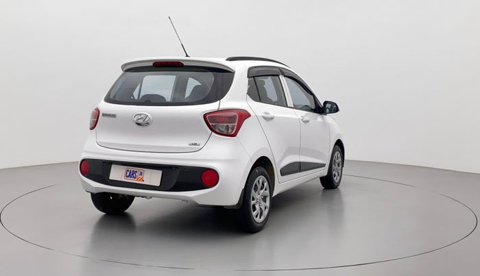 2020 Hyundai Grand i10 SPORTZ 1.2 KAPPA VTVT, Petrol, Manual, 27,272 km, Right Back Diagonal (45- Degree) View