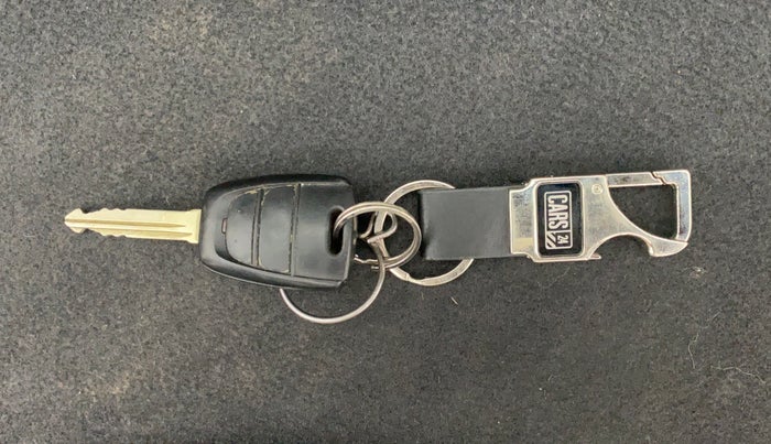 2020 Hyundai Grand i10 SPORTZ 1.2 KAPPA VTVT, Petrol, Manual, 27,272 km, Key Close-up