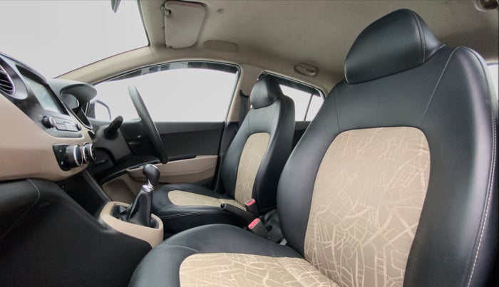 2020 Hyundai Grand i10 SPORTZ 1.2 KAPPA VTVT, Petrol, Manual, 27,272 km, Right Side Front Door Cabin View