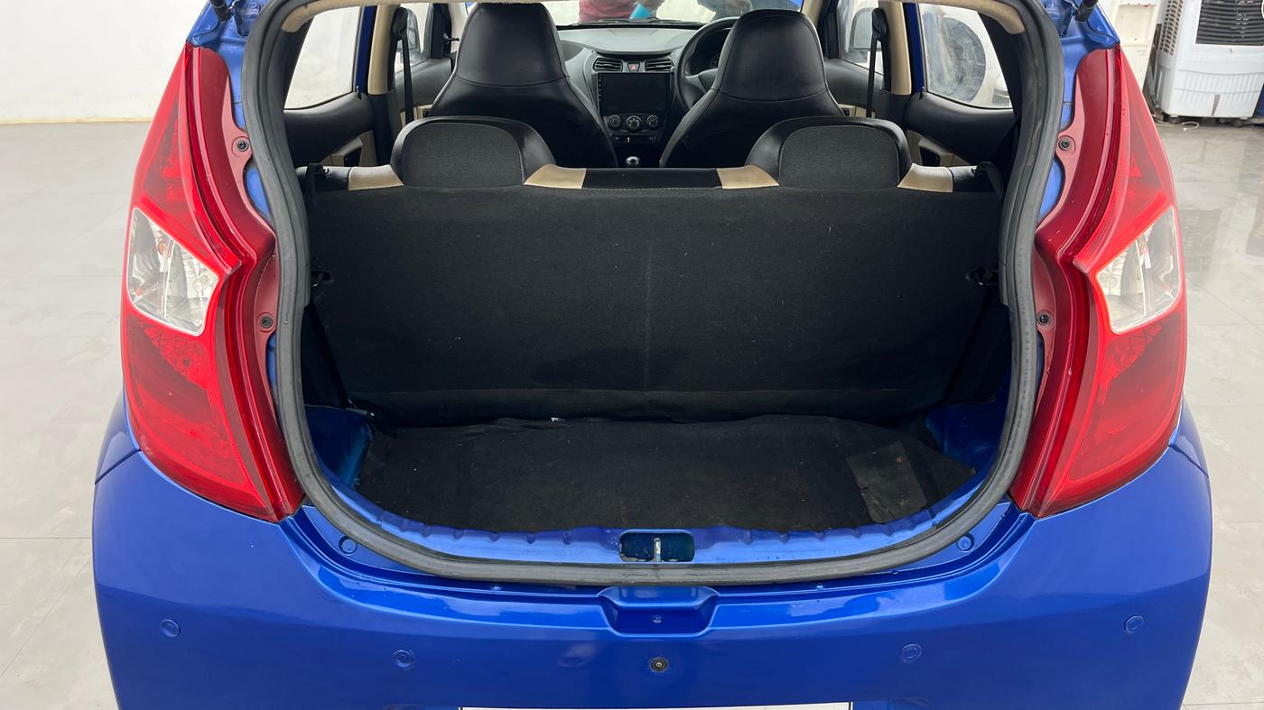 2014 Hyundai Eon D-LITE+, Petrol, Manual, 76,761 km, Boot Inside