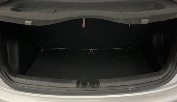 2015 Hyundai Grand i10 SPORTZ 1.2 KAPPA VTVT, Petrol, Manual, 53,416 km, Boot Inside