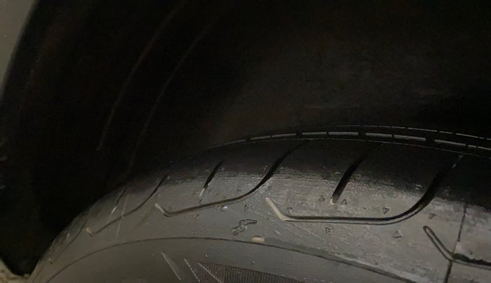 2019 KIA SELTOS HTK PLUS AT 1.5 DIESEL, Diesel, Automatic, 76,981 km, Left Rear Tyre Tread