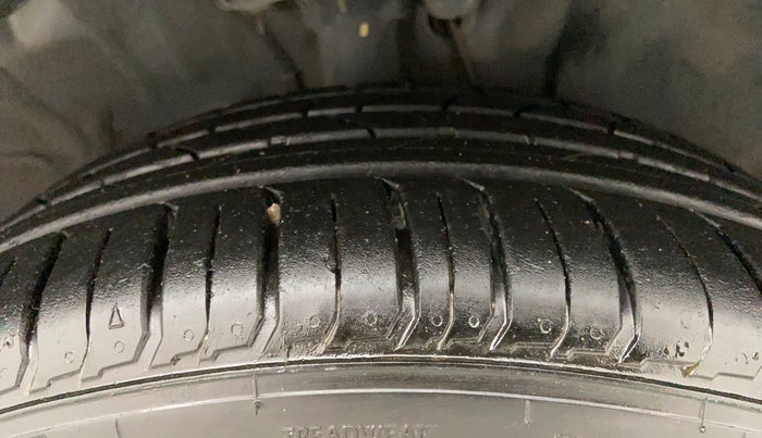 2021 Hyundai VENUE SX 1.0 (O) TURBO IMT, Petrol, Manual, 10,086 km, Right Front Tyre Tread