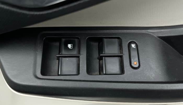 2022 Tata Tiago XZ PLUS CNG, CNG, Manual, 55,761 km, Driver Side Door Panels Control