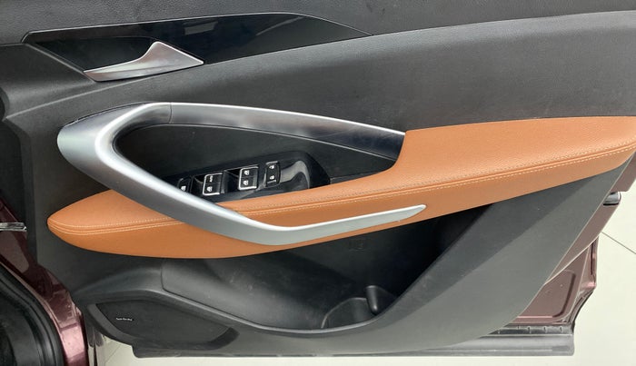 2020 MG HECTOR PLUS SHARP, Diesel, Manual, 83,124 km, Driver Side Door Panels Control
