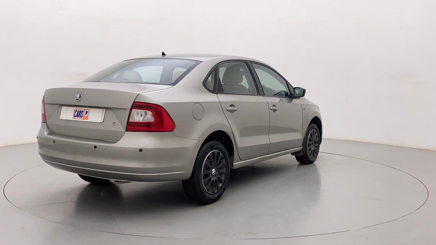 2015 Skoda Rapid ELEGANCE 1.6 MPI MT, Petrol, Manual, 66,645 km, Right Back Diagonal