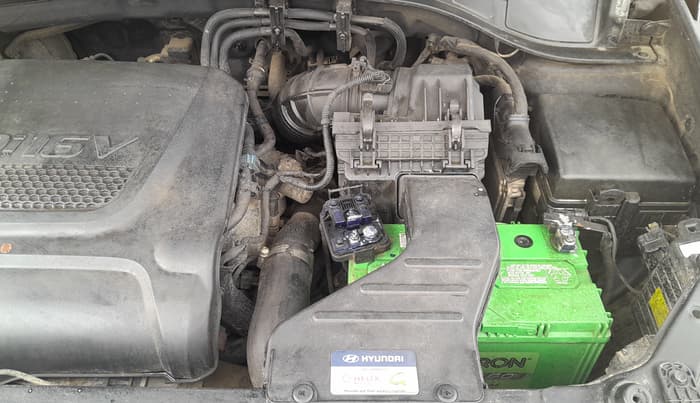 2014 Hyundai Santa Fe 4 WD AT, Diesel, Automatic, 90,566 km, Engine View - Left