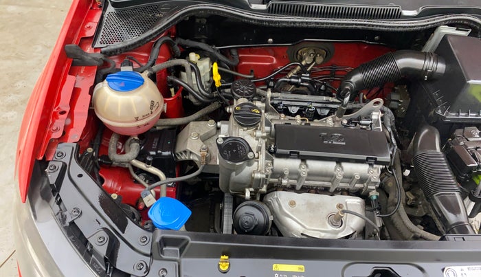 2016 Volkswagen Polo COMFORTLINE 1.2L, Petrol, Manual, 70,511 km, Engine View - Right