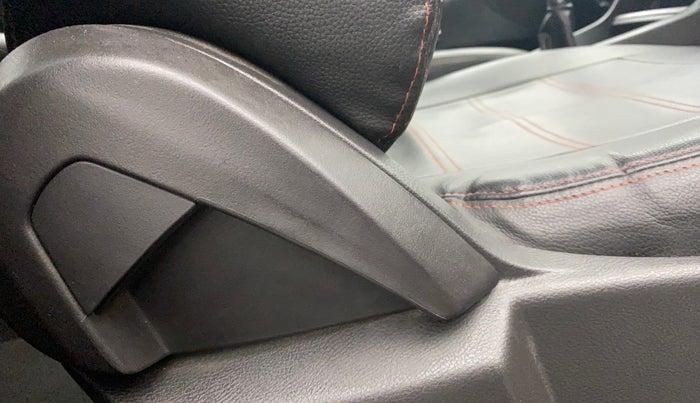 2016 Ford New Figo 1.5 TREND, Diesel, Manual, 44,755 km, Driver Side Adjustment Panel