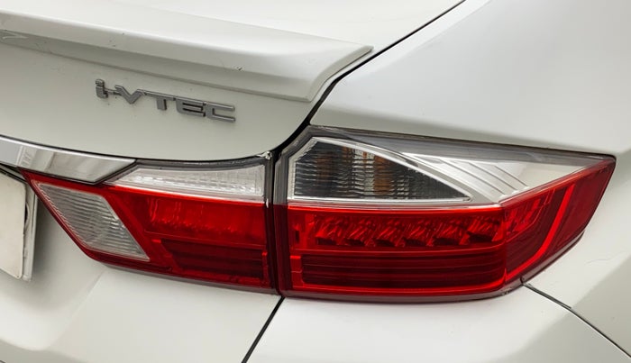 2017 Honda City 1.5L I-VTEC ZX CVT, Petrol, Automatic, 84,084 km, Right tail light - Minor damage