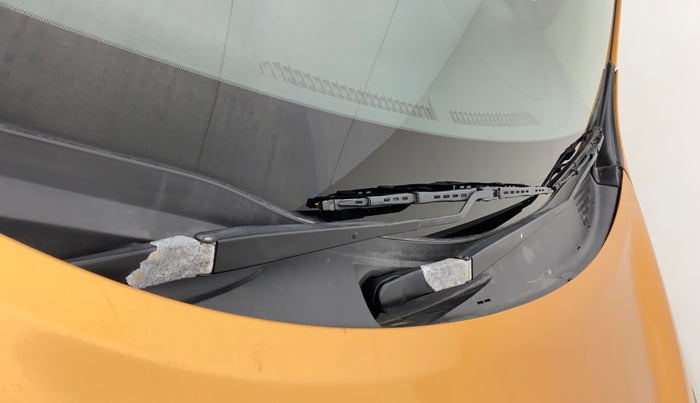 2016 Nissan Micra XL CVT, Petrol, Automatic, 77,282 km, Front windshield - Wiper Blade Broken/Rusted