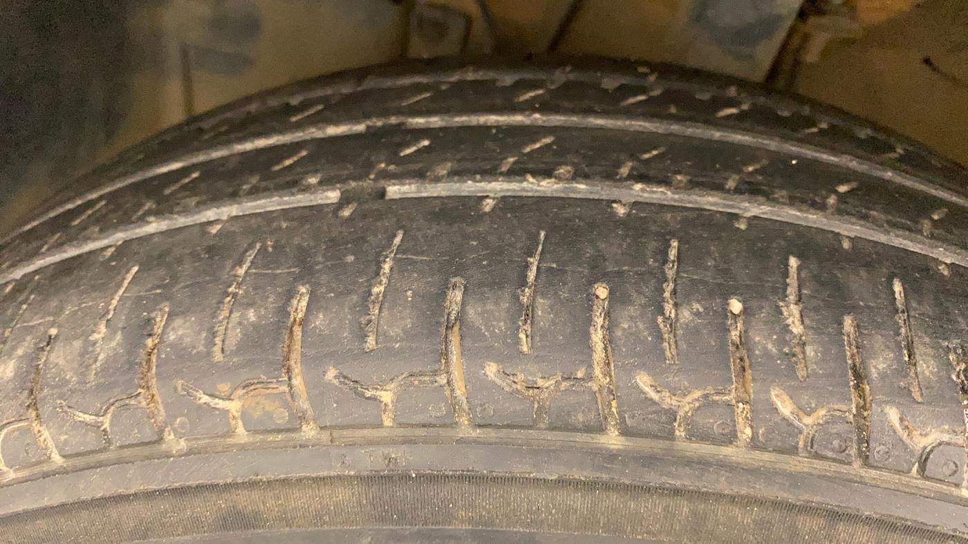 2016 Nissan Micra XL CVT, Petrol, Automatic, 77,282 km, Left Front Tyre Tread