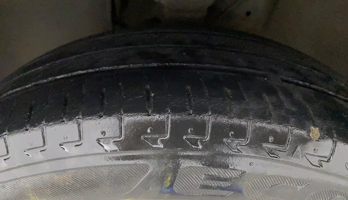 2018 Maruti IGNIS ZETA 1.2, Petrol, Manual, 55,805 km, Left Front Tyre Tread