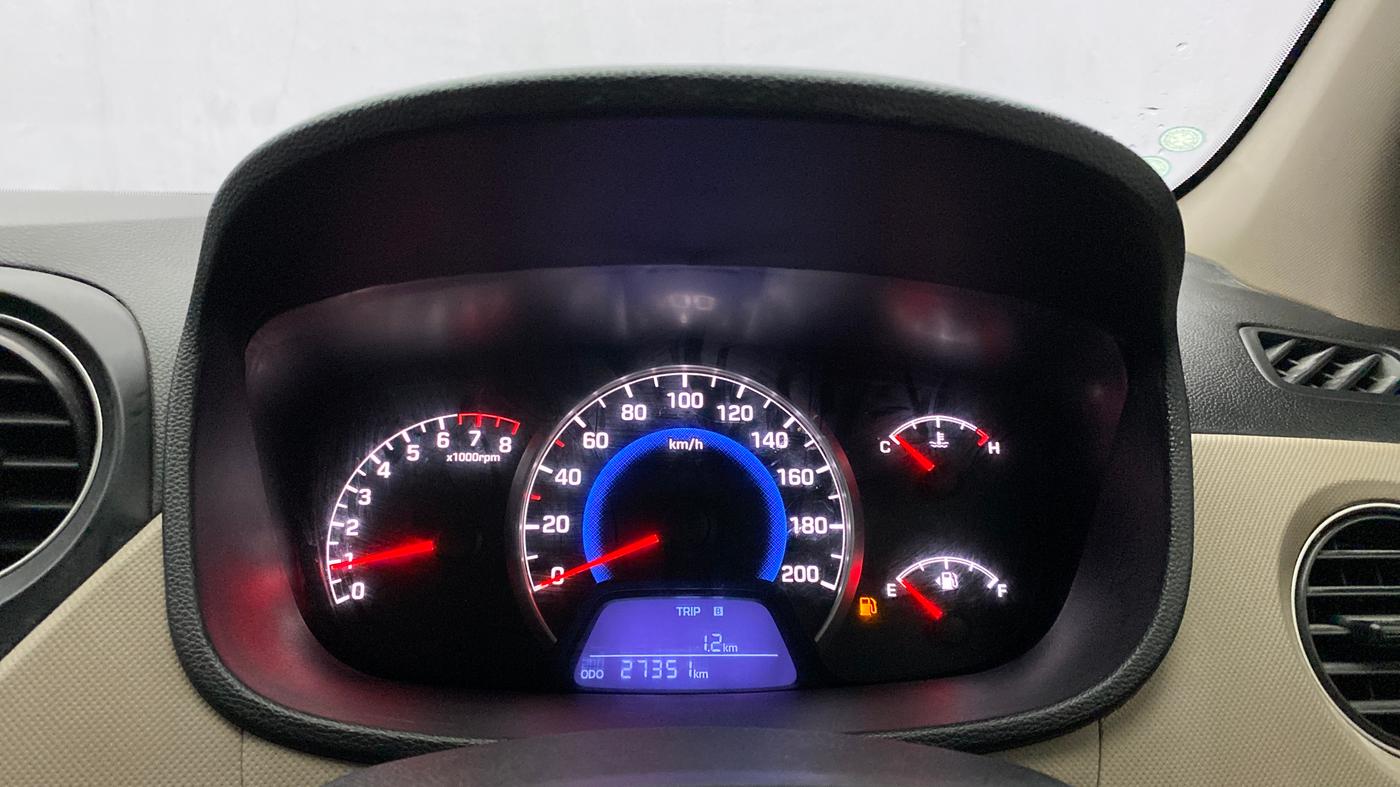 2016 Hyundai Grand i10 MAGNA 1.2 KAPPA VTVT, Petrol, Manual, 27,351 km, Odometer Image
