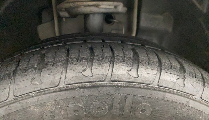 2018 Tata TIGOR XM PETROL, Petrol, Manual, 23,743 km, Right Front Tyre Tread