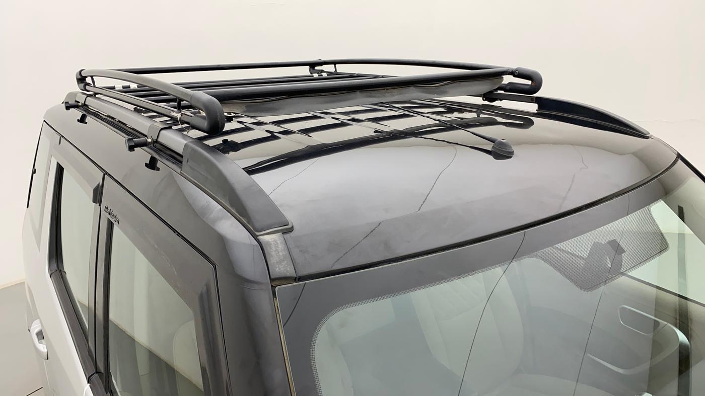2018 Mahindra TUV300 T10 AMT DUAL TONE, Diesel, Automatic, 49,269 km, Roof