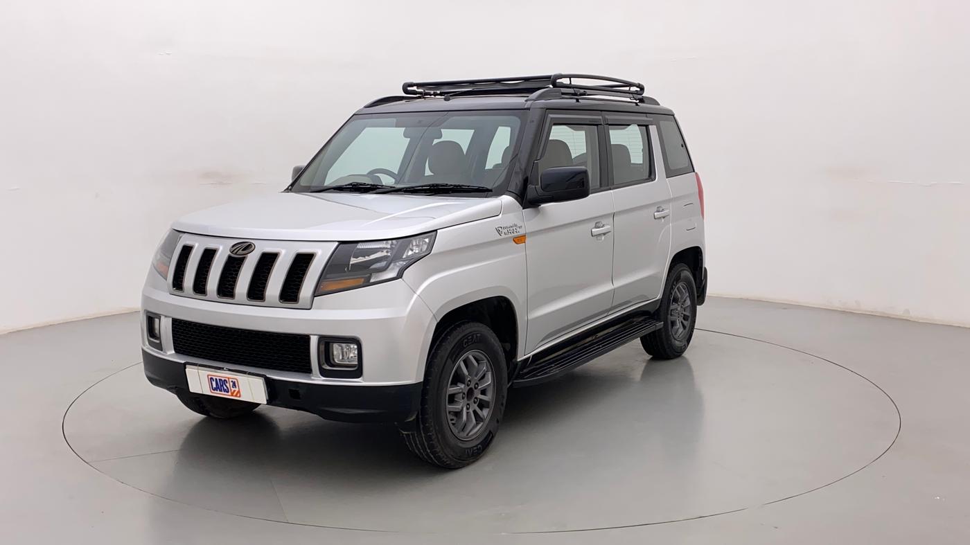 2018 Mahindra TUV300 T10 AMT DUAL TONE, Diesel, Automatic, 49,269 km, Left Front Diagonal