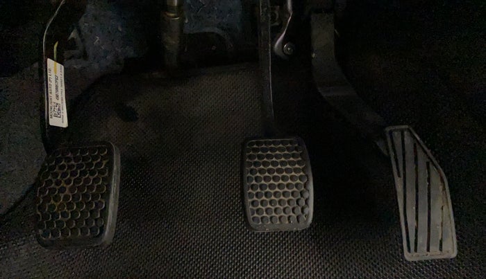 2021 Maruti Alto LXI CNG, CNG, Manual, 29,398 km, Pedals