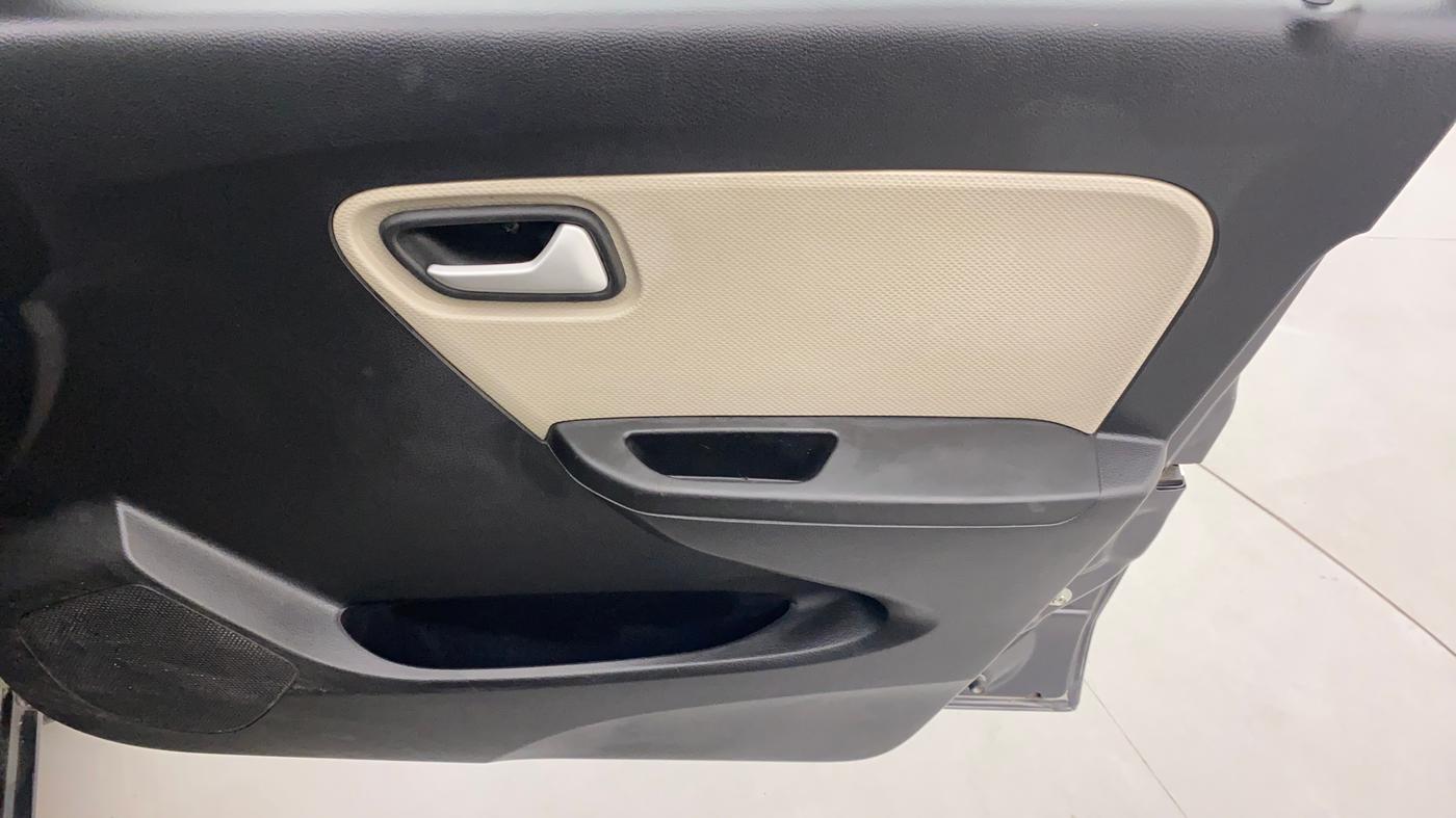 2021 Maruti Alto LXI CNG, CNG, Manual, 29,398 km, Driver Side Door Panels Control