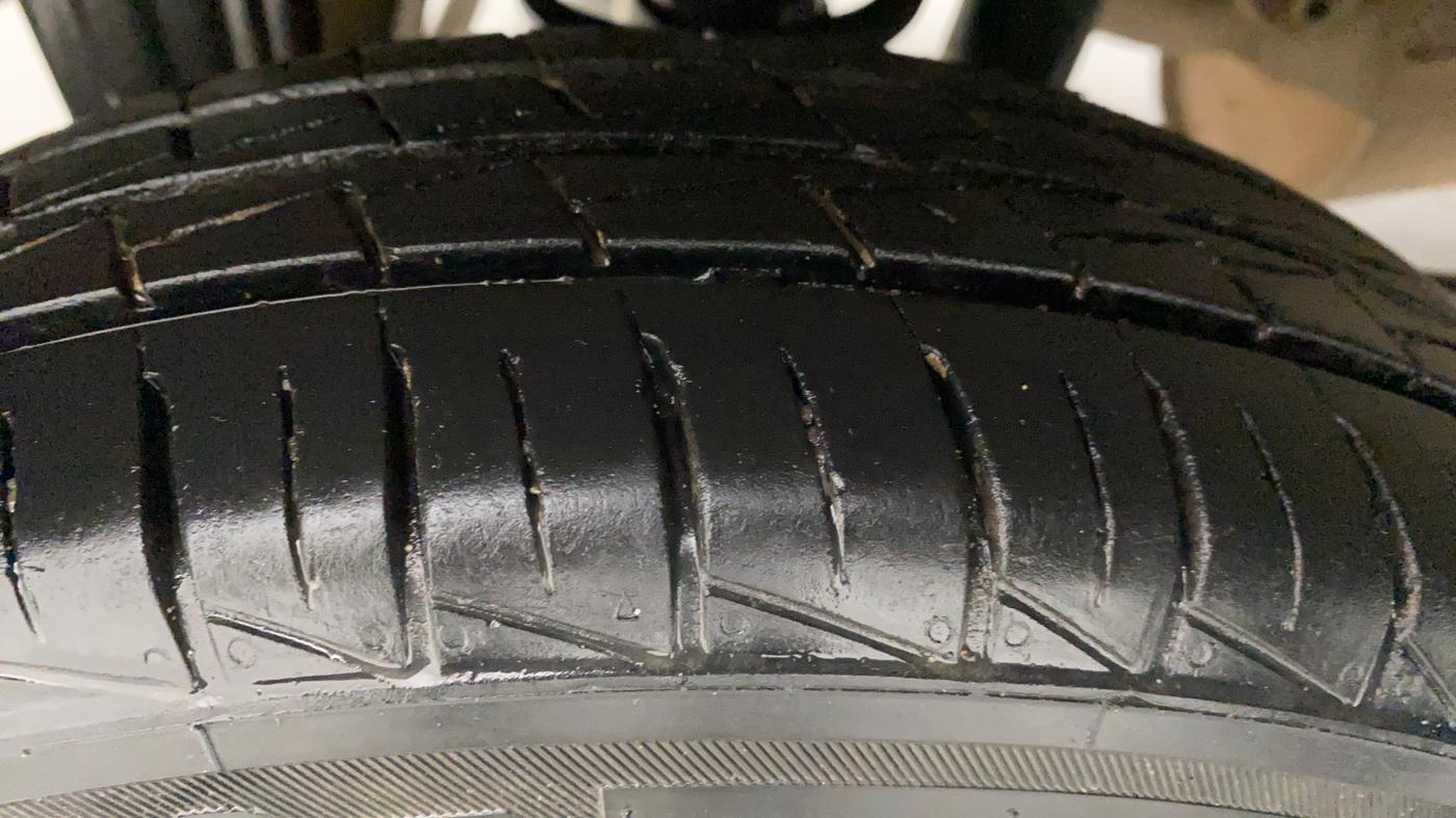2021 Maruti Alto LXI CNG, CNG, Manual, 29,398 km, Right Rear Tyre Tread